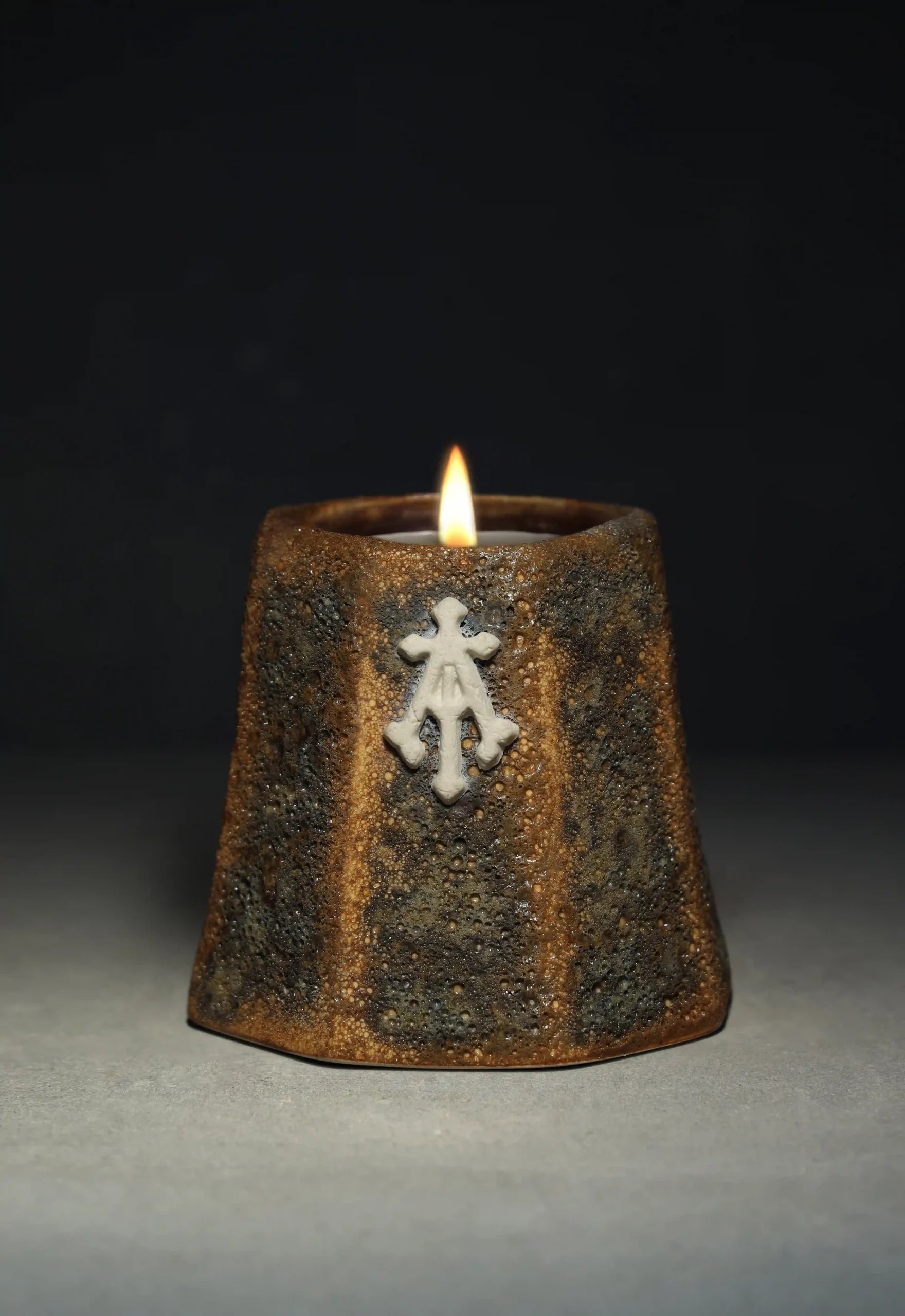 Sweet Ash – Ceramic Candle