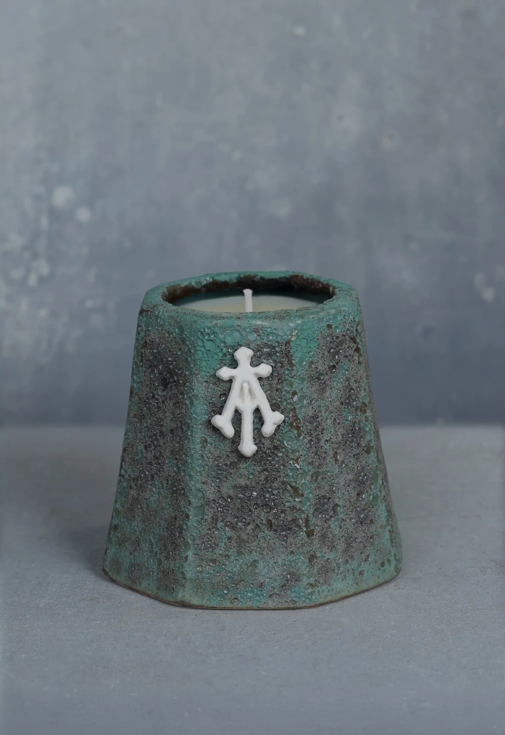 Early Earth – Ceramic Candle