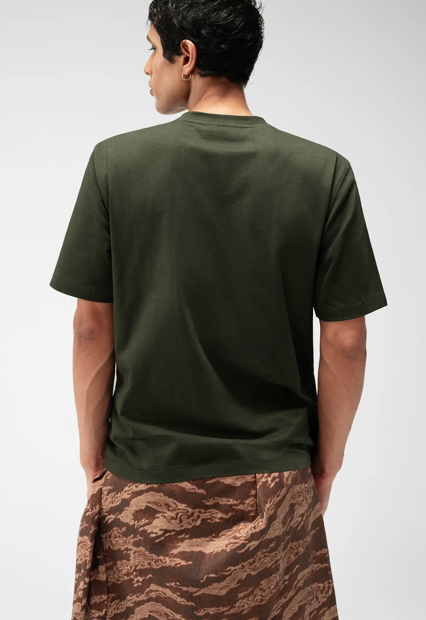 Vandal Relaxed Tee in Olive
