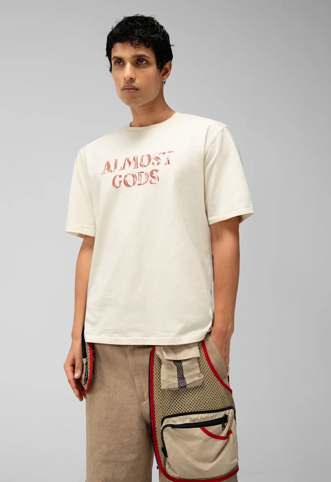 Logo Relaxed Tee in Off White