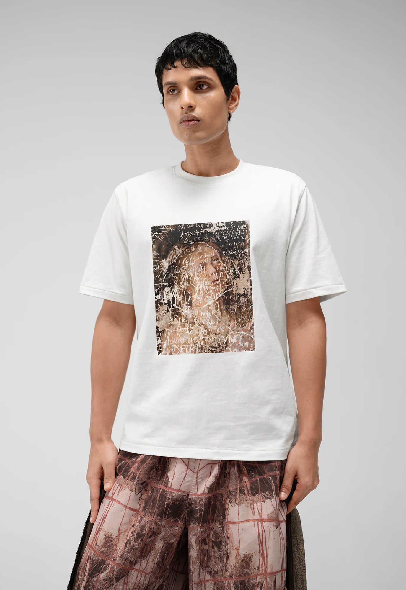 Vandal Relaxed Tee in White