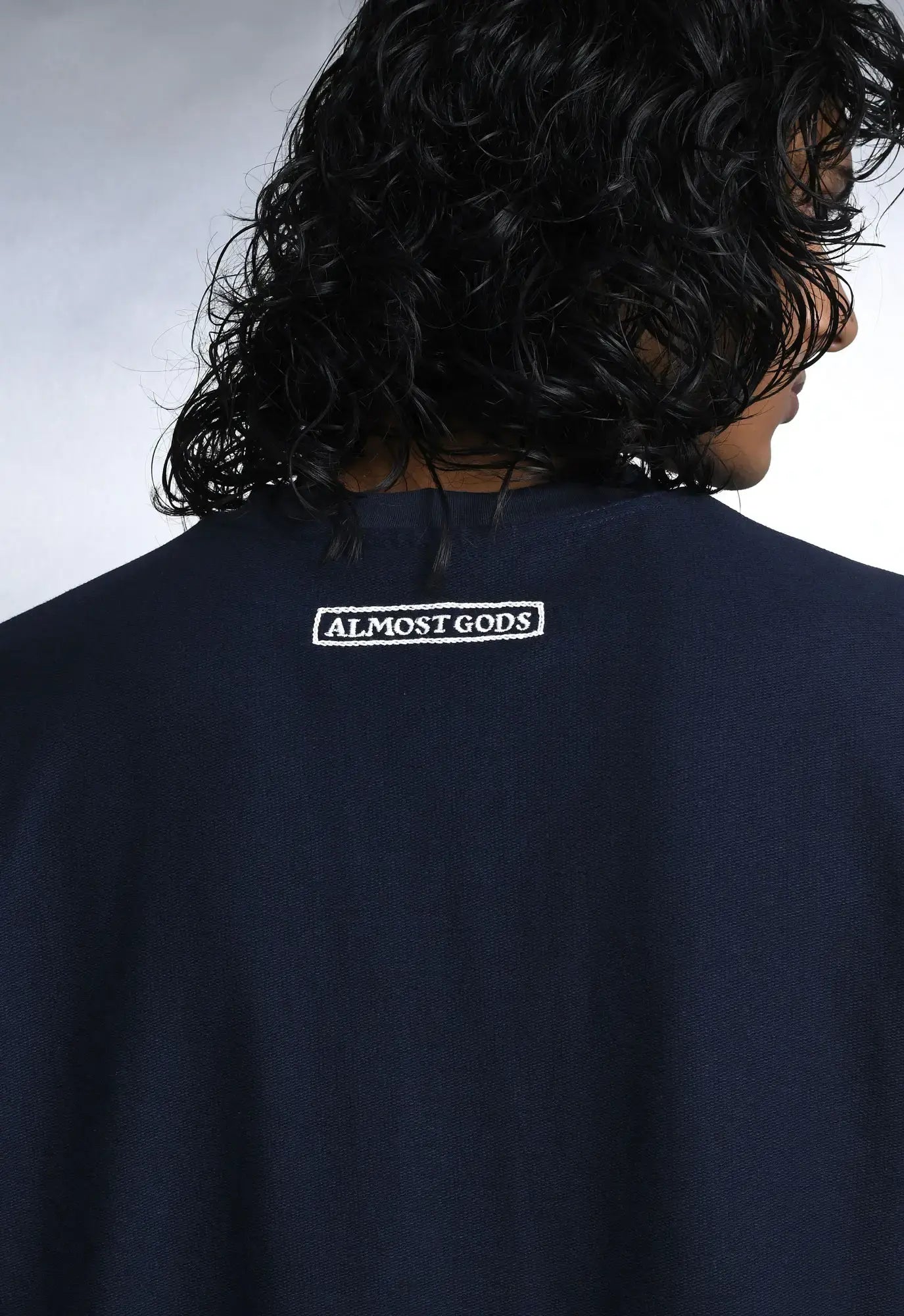 Alpha Cross Aari Knit Relaxed Tee In Navy