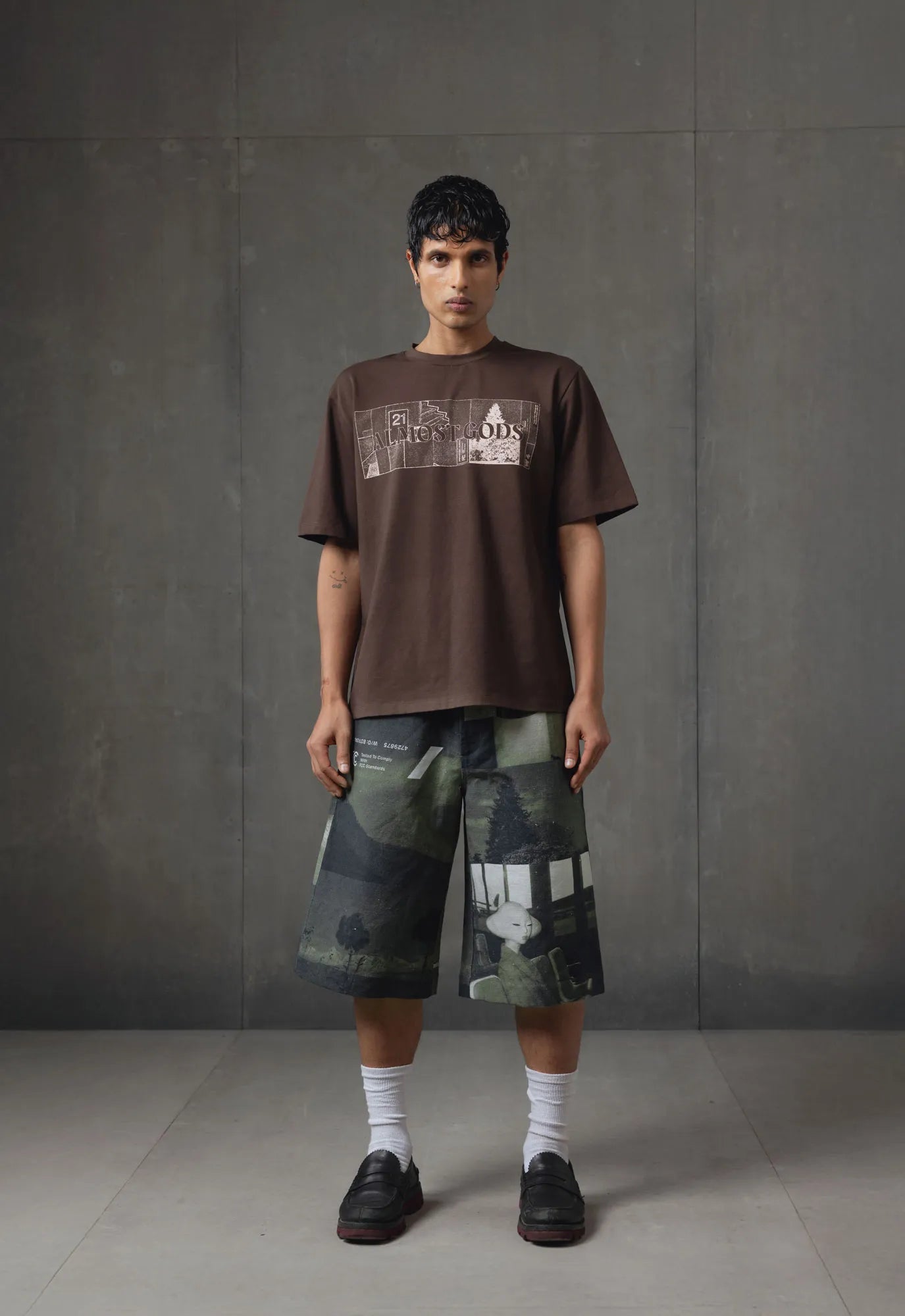 System Relaxed Tee in Brown