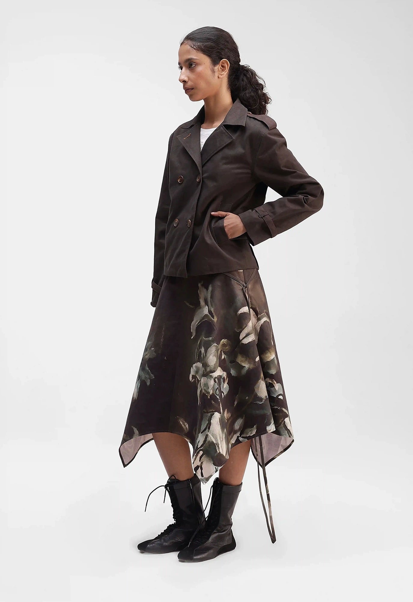Cropped Trench Coat in Brown