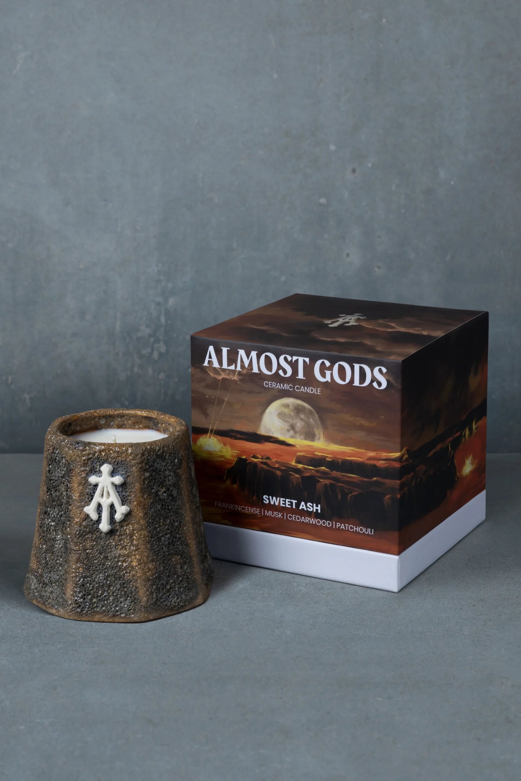 Sweet Ash – Ceramic Candle