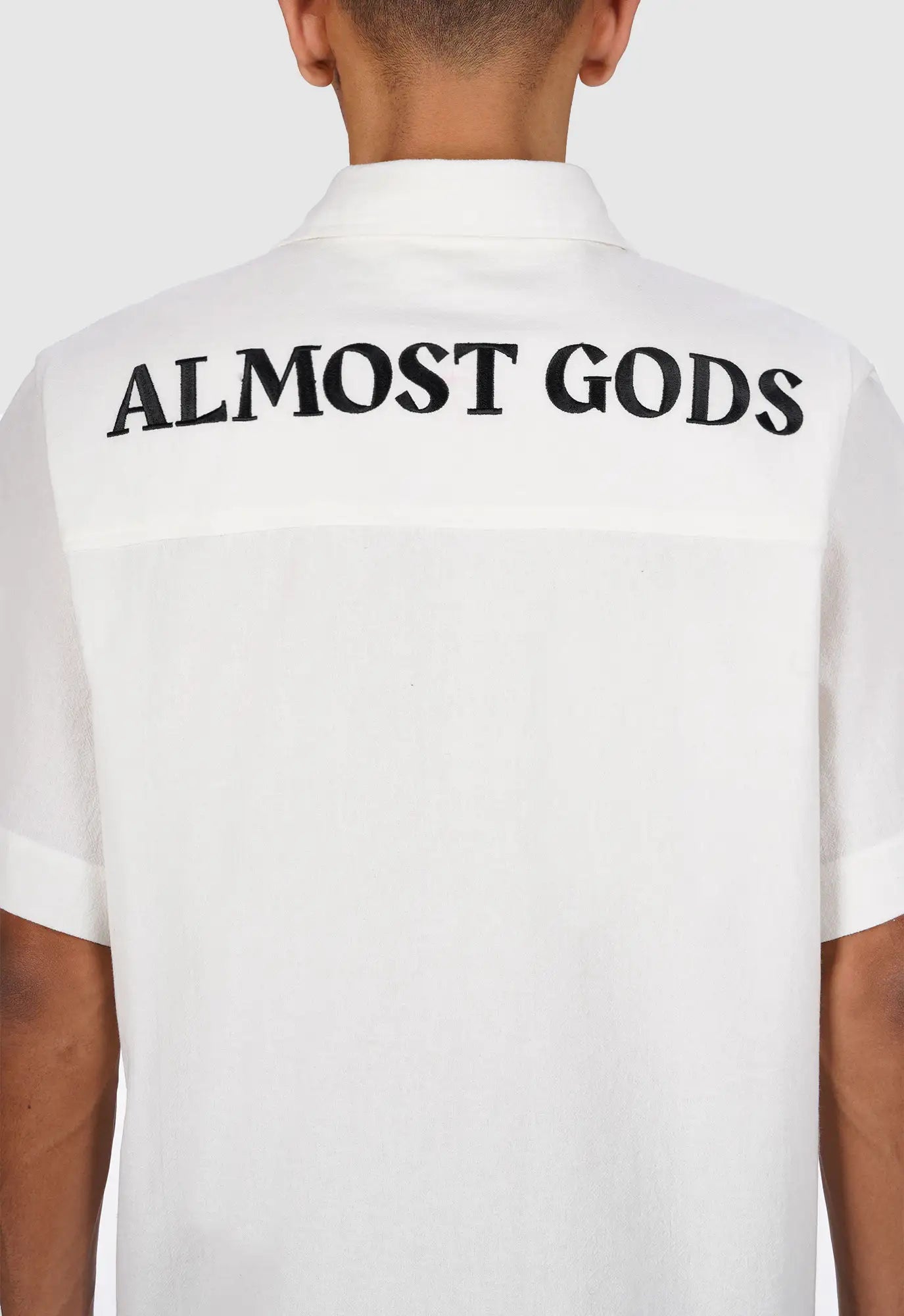 Leviathan Embroidered Shirt In White