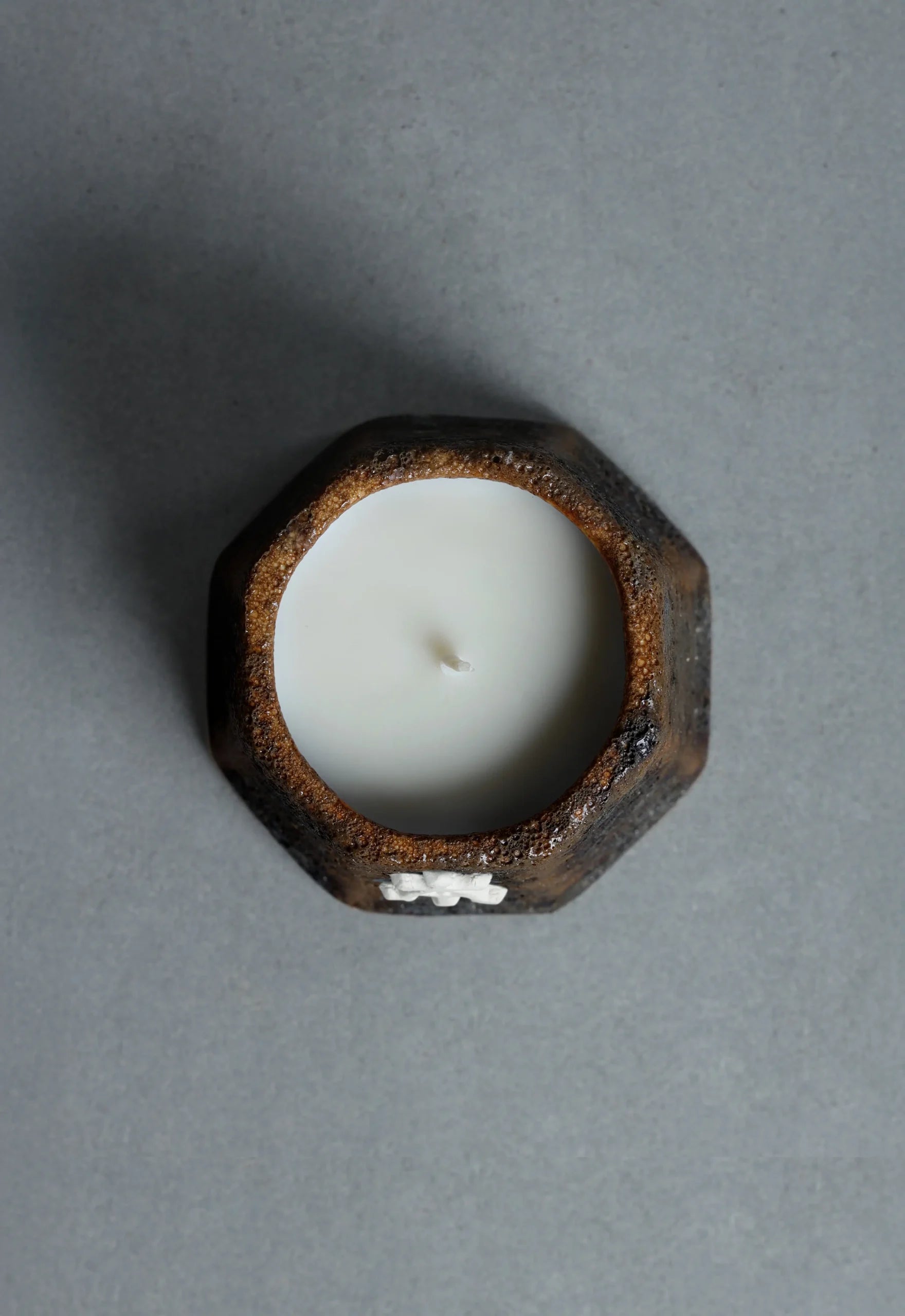 Sweet Ash – Ceramic Candle