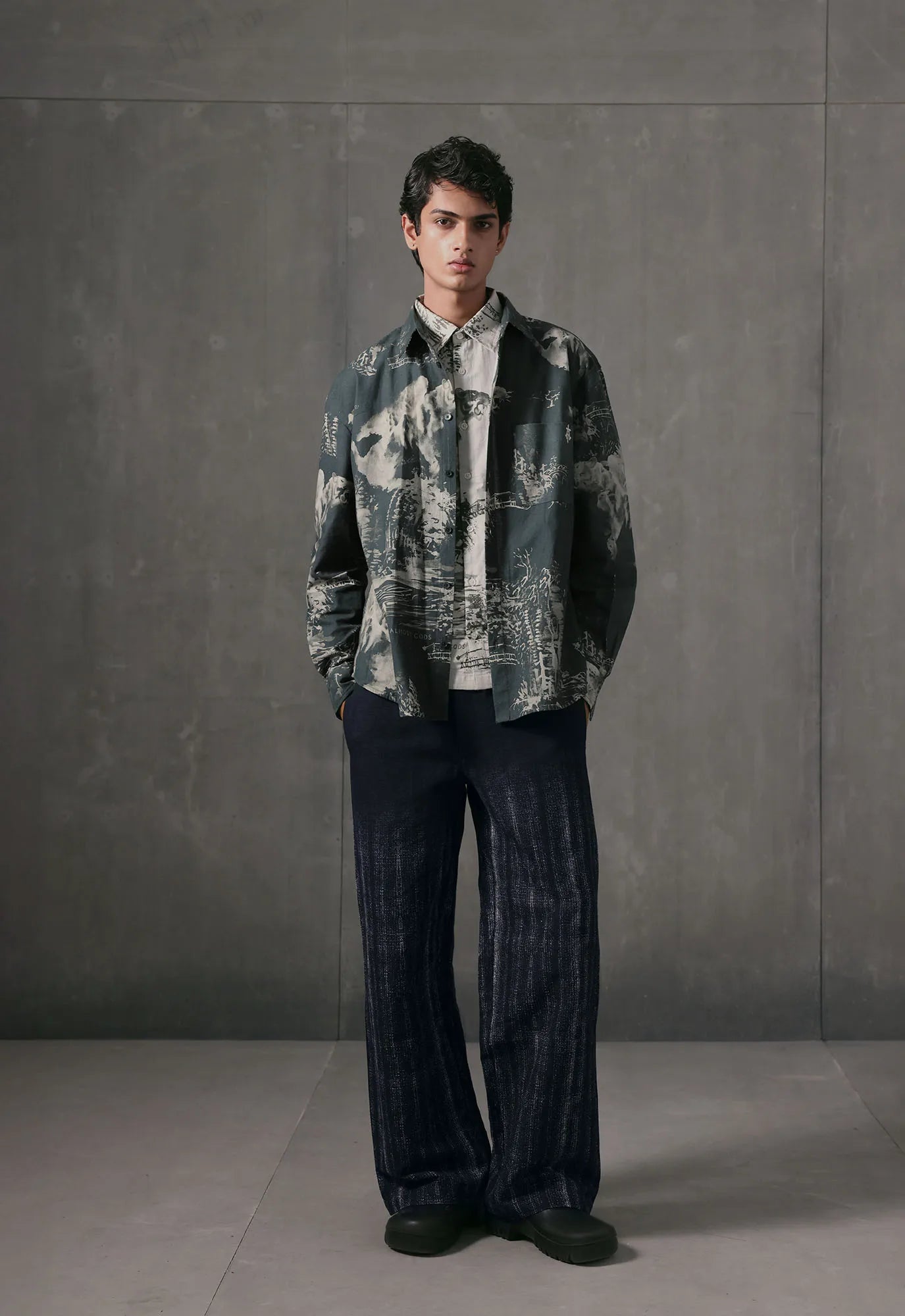 Terrain Relaxed Shirt in Military Olive