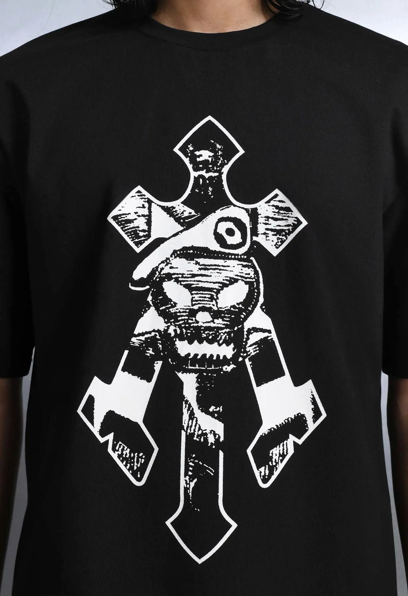 Insignia Relaxed Tee