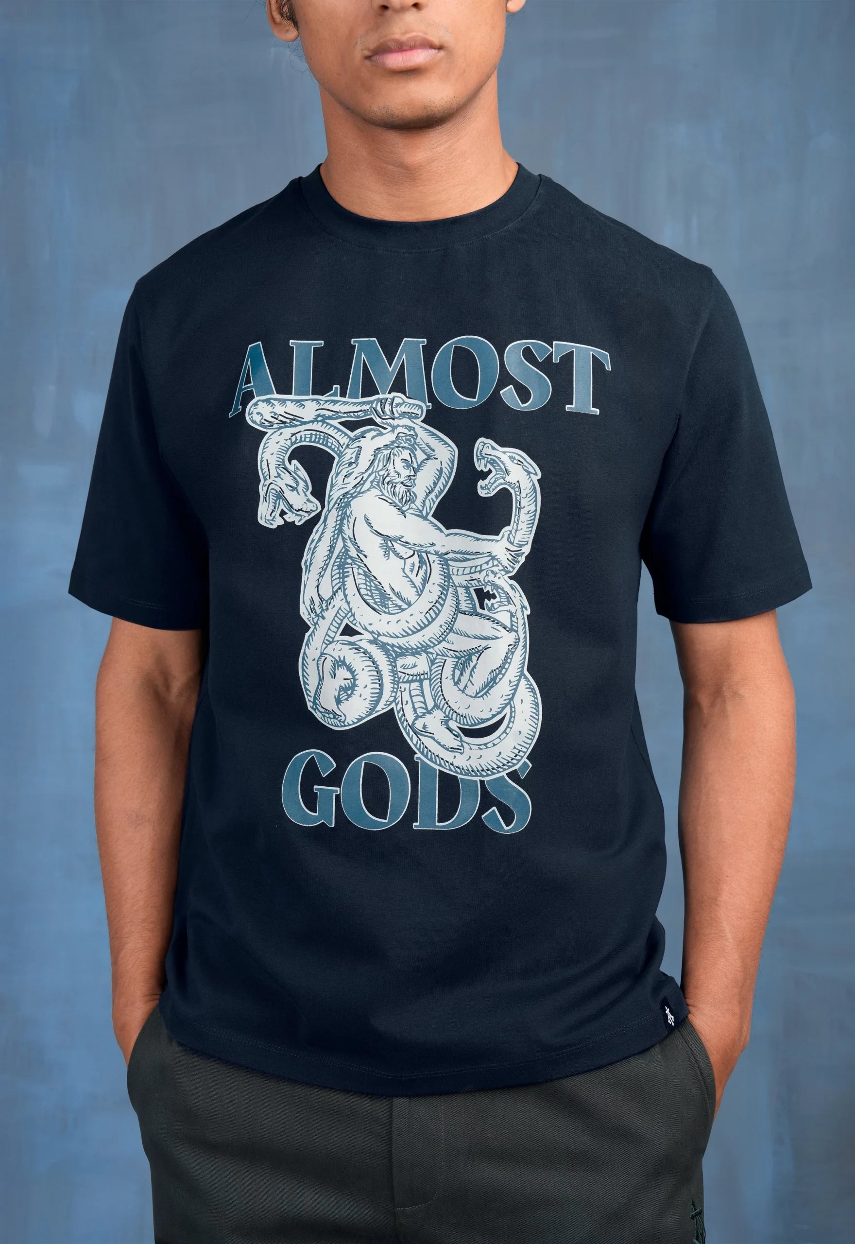 Hydra's Fury Relaxed Tee In Navy