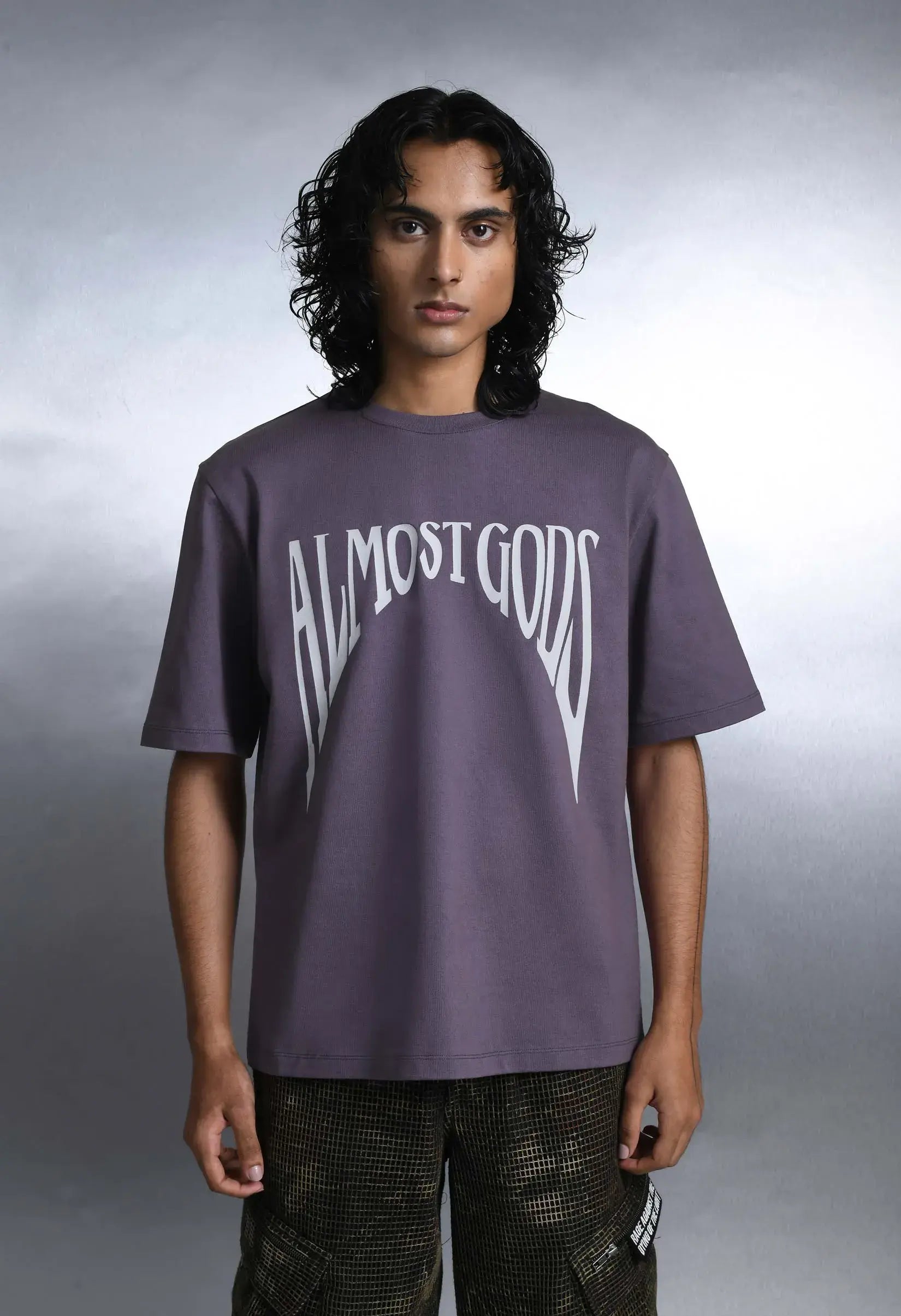 Gothic Relaxed Tee in Fig