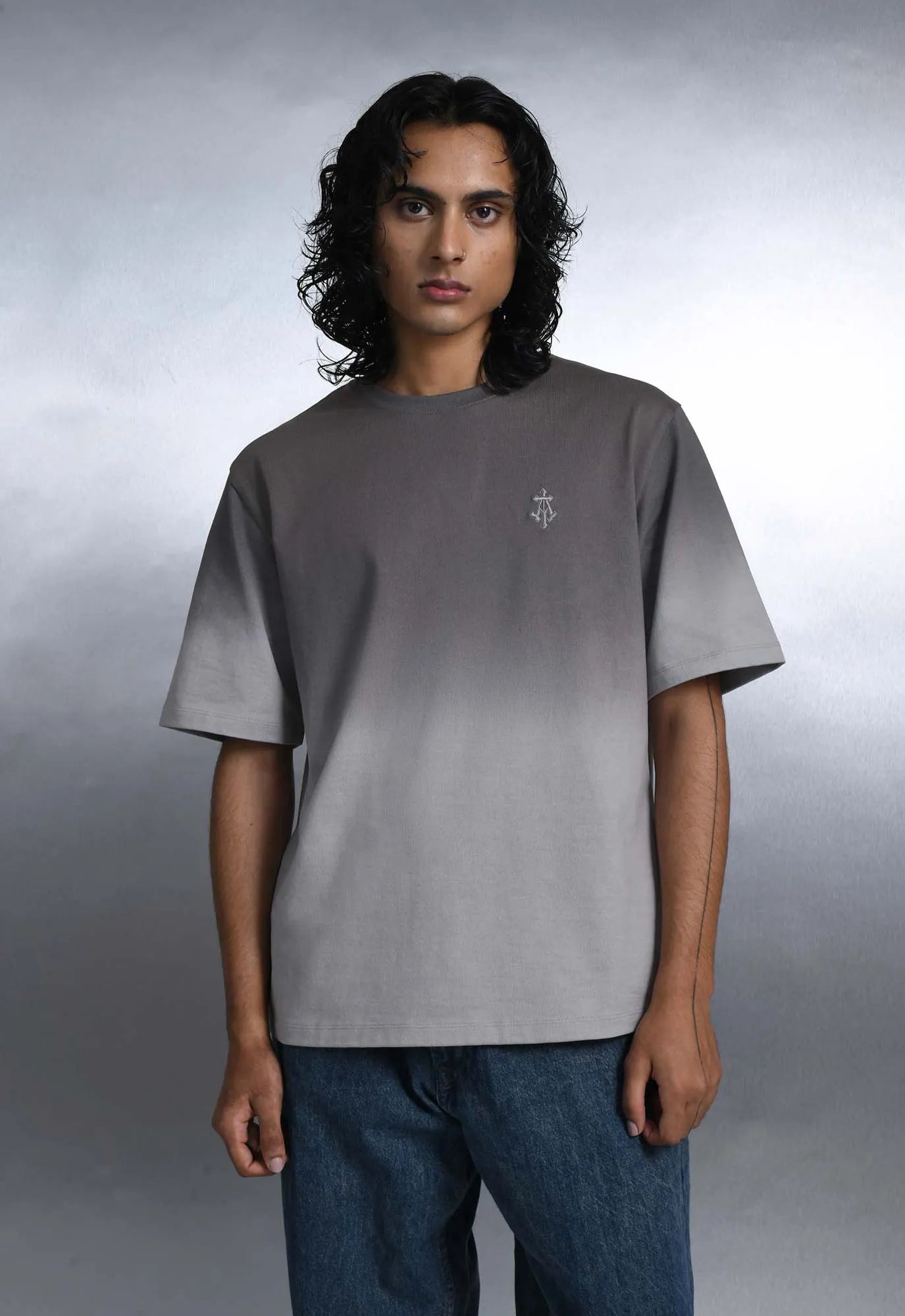 Alpha Cross Dip-Dye Relaxed Tee in Grey