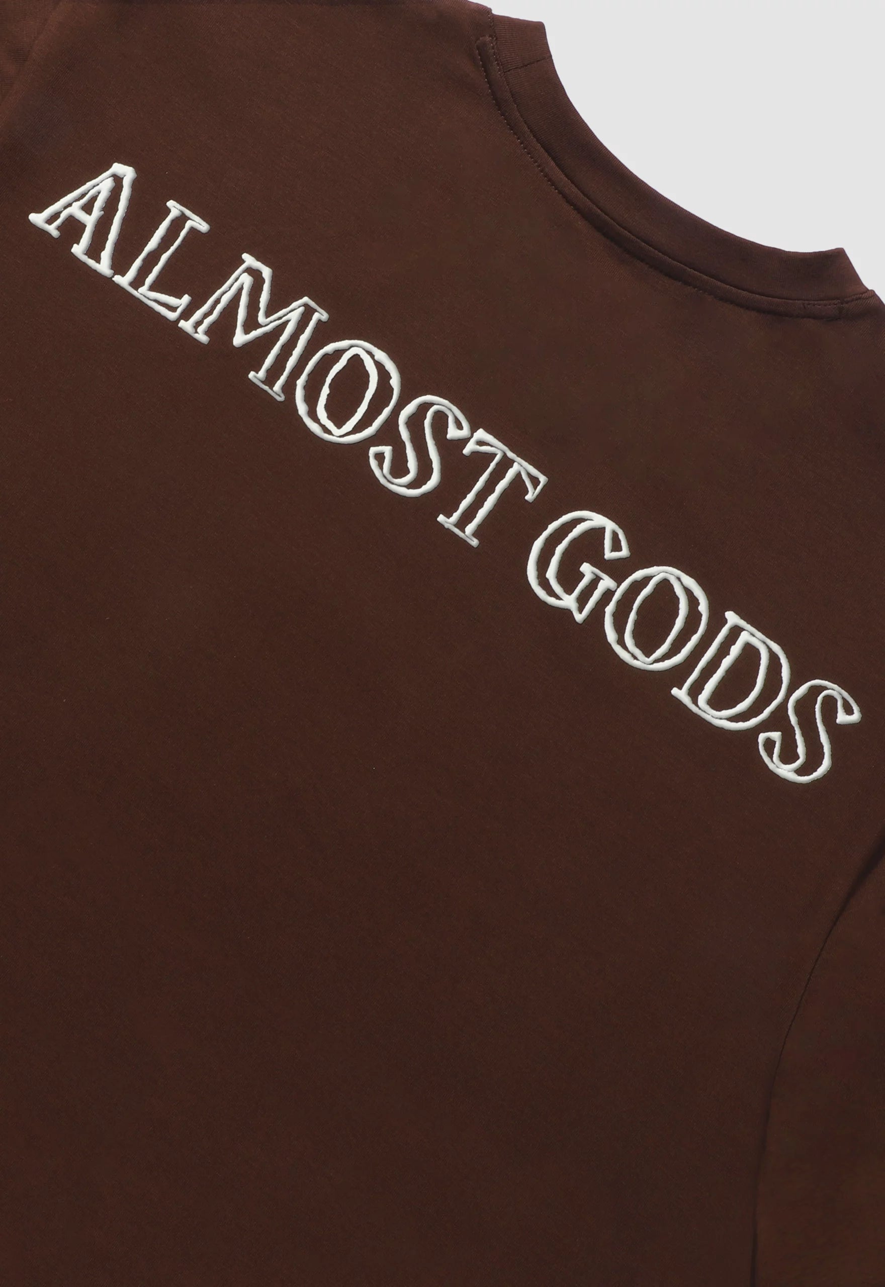 Alpha Cross Chain Link Relaxed Tee In Brown