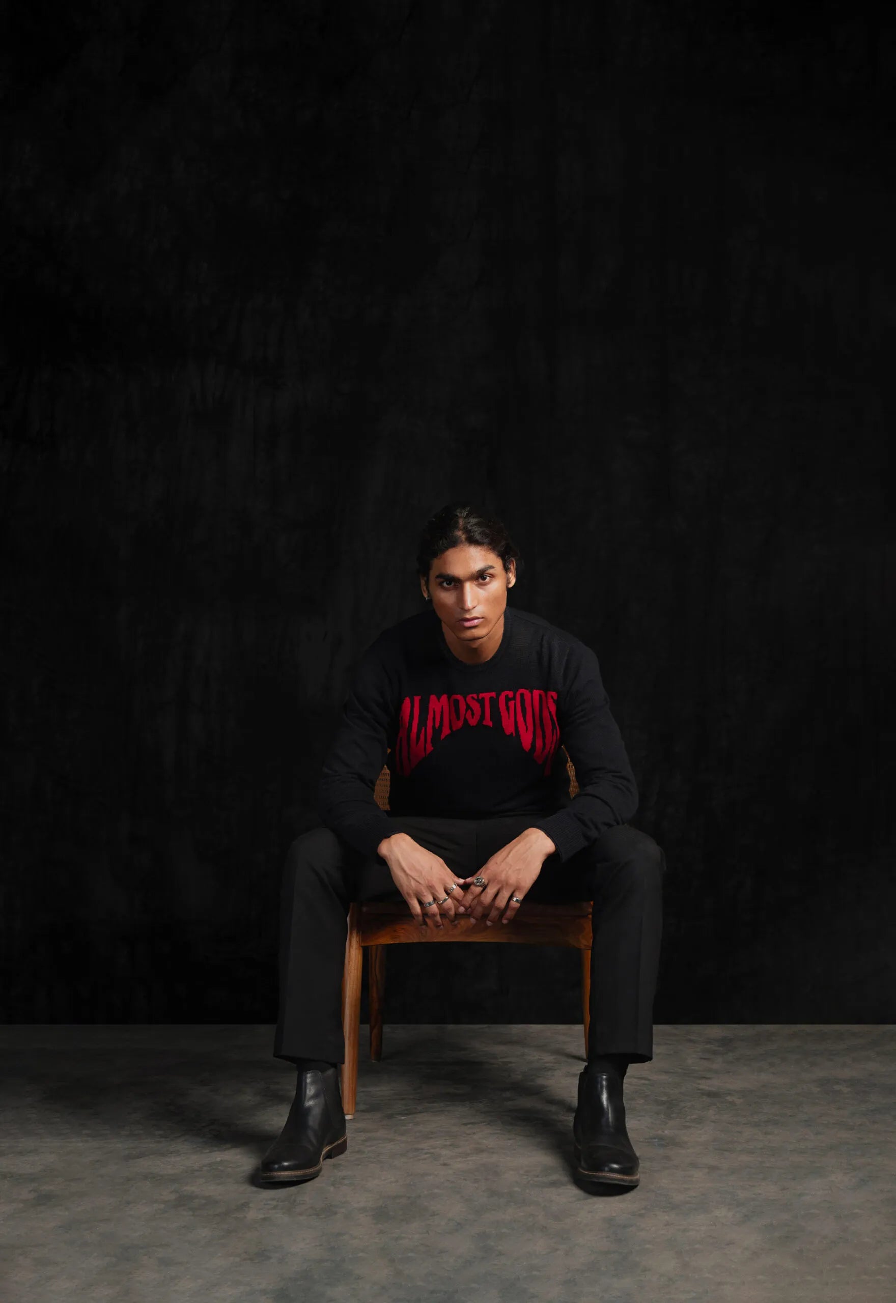 Gothic Logo Knitted Sweater In Black