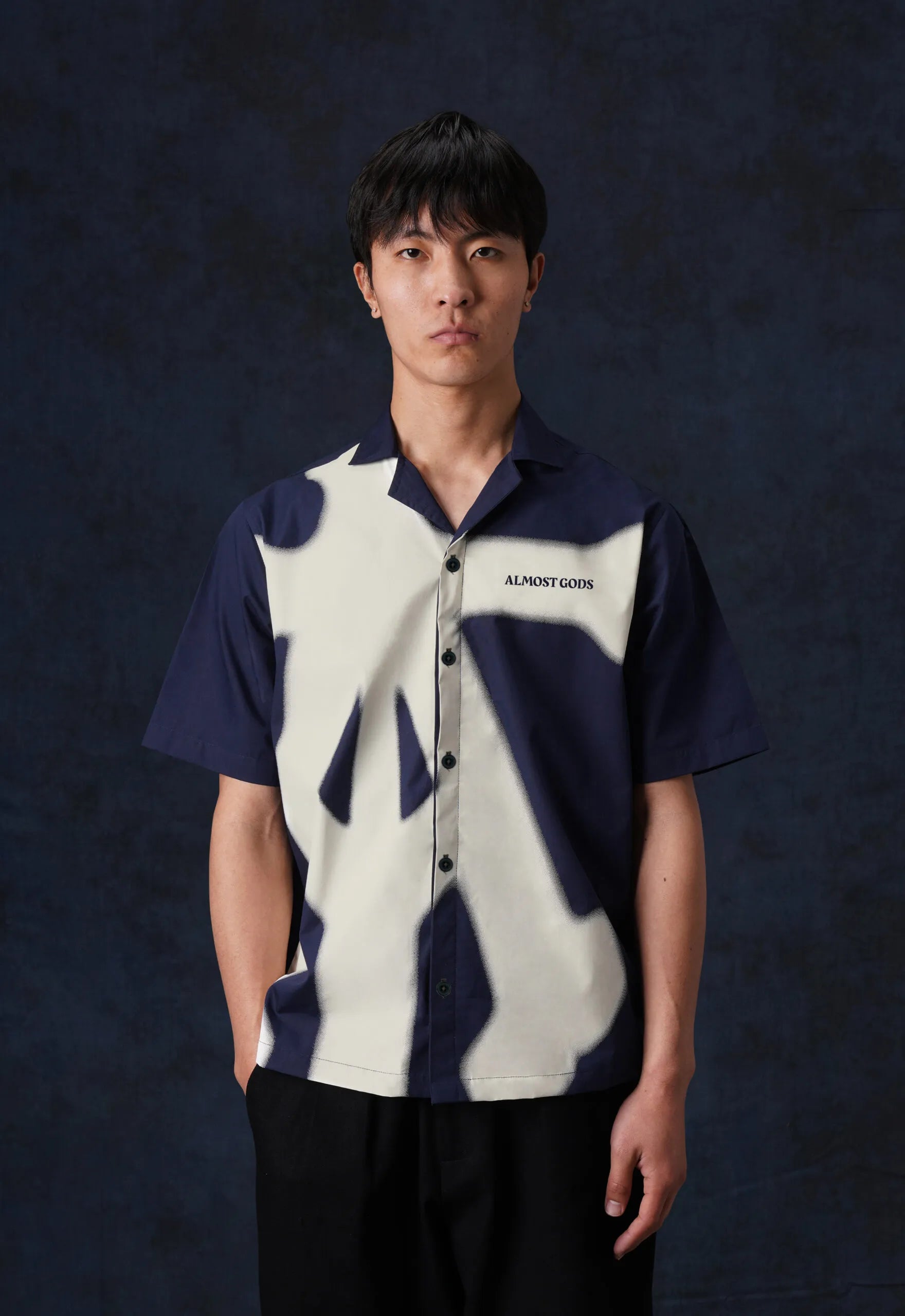 Alpha Cross Spray Paint Relaxed Shirt In Navy