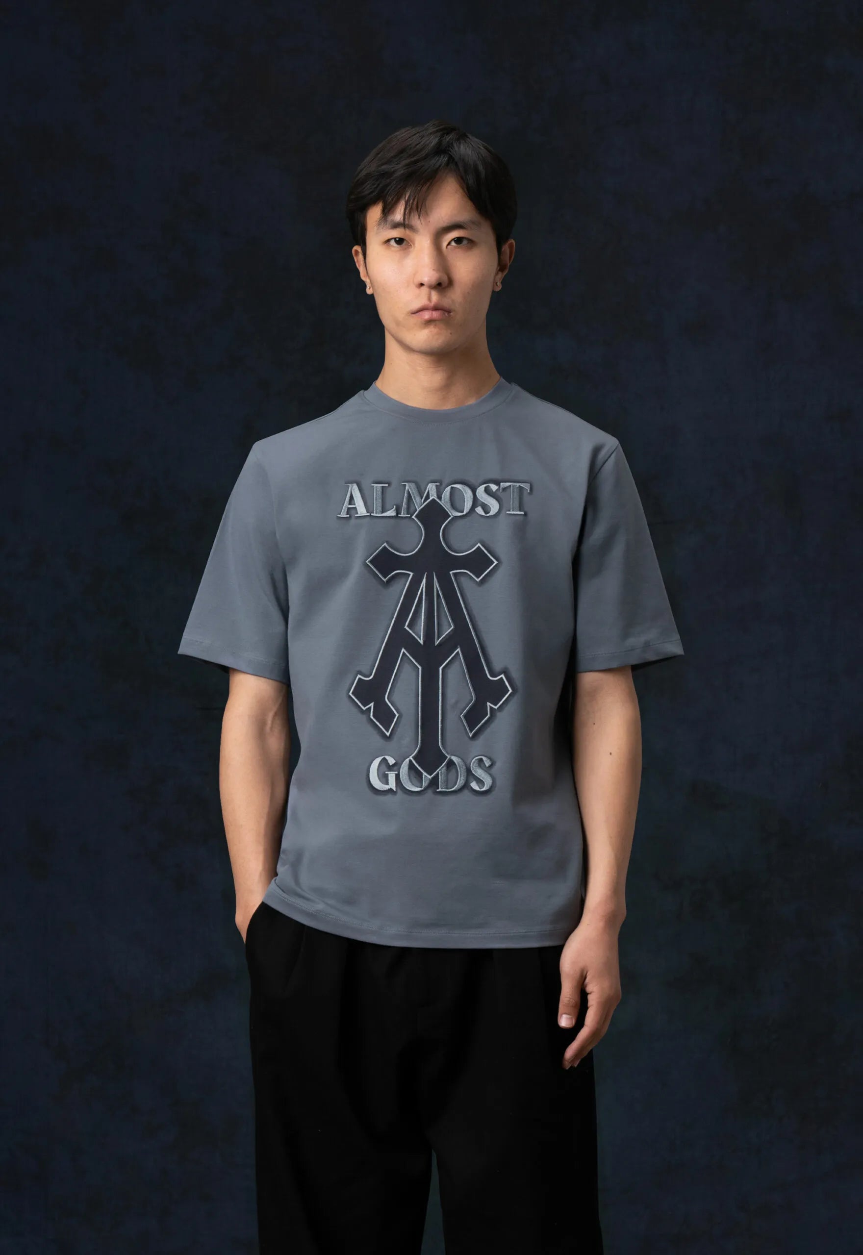 Alpha Cross Spray Paint Relaxed Tee In Grey